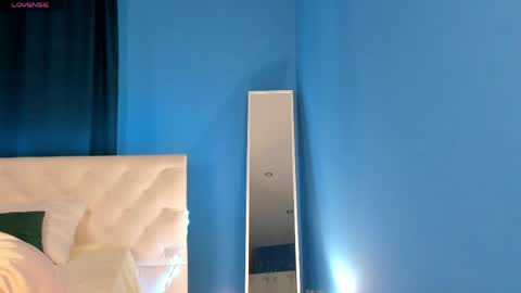 lina_massey online show from 04-11-26, 12:59