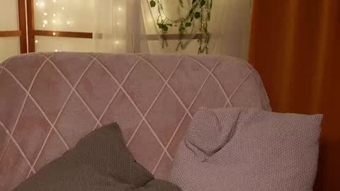 Snapshot of lina_n_kitty chatting on 01-30-25, 08:31 Lina - online show from 01-30-25, 08:31