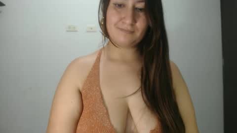 iiisabella online show from 02-05-26, 01:27