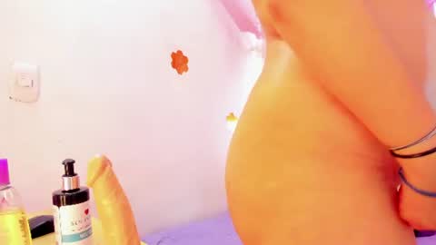 Lina online show from 07-28-26, 09:03