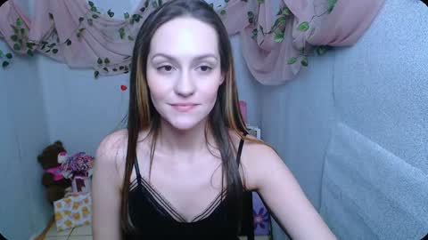 Snapshot of lina_star_s chatting on 12-19-24, 09:40 Lina online show from 12-19-24, 09:40