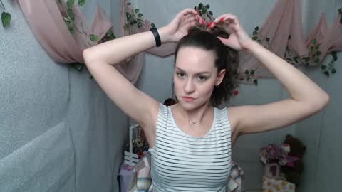 Snapshot of lina_star_s chatting on 12-24-24, 09:50 Lina online show from 12-24-24, 09:50