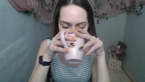 Snapshot of lina_star_s chatting on 01-05-25, 06:46 Lina online show from 01-05-25, 06:46