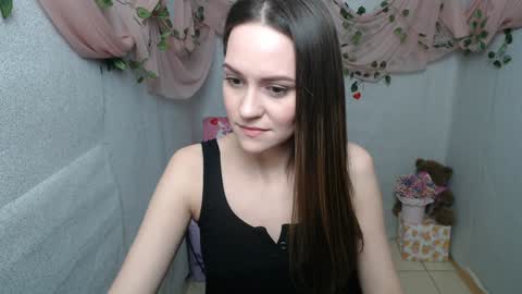 Snapshot of lina_star_s chatting on 01-22-25, 06:42 Lina online show from 01-22-25, 06:42