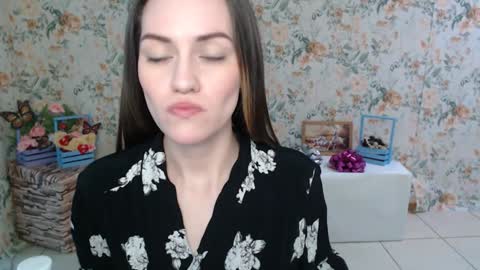 Snapshot of lina_star_s chatting on 02-04-25, 06:46 Lina online show from 02-04-25, 06:46