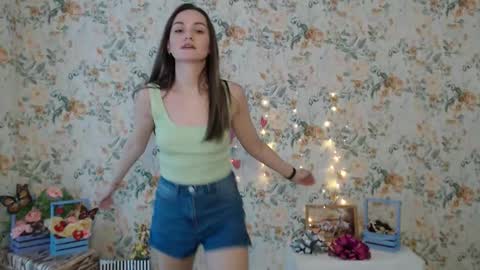 Snapshot of lina_star_s chatting on 02-10-25, 10:20 Lina online show from 02-10-25, 10:20