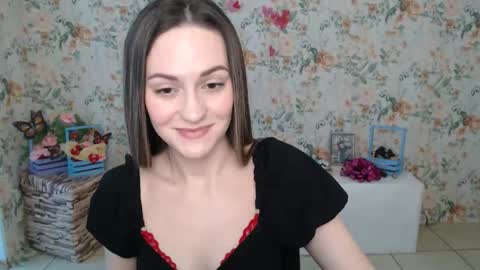 Snapshot of lina_star_s chatting on 02-15-25, 06:44 Lina online show from 02-15-25, 06:44