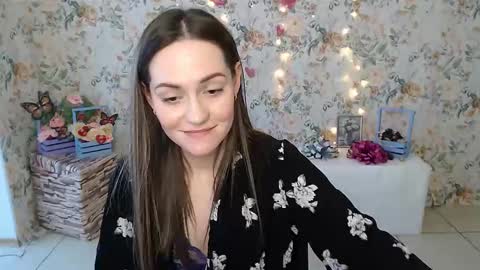 Snapshot of lina_star_s chatting on 02-20-25, 09:55 Lina online show from 02-20-25, 09:55