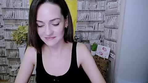 Snapshot of lina_star_s chatting on 10-08-25, 06:55 Lina online show from 10-08-25, 06:55