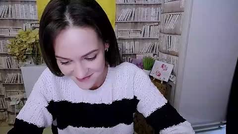 Snapshot of lina_star_s chatting on 10-12-25, 08:24 Lina online show from 10-12-25, 08:24