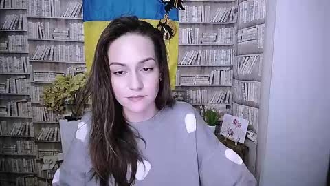 Snapshot of lina_star_s chatting on 10-28-25, 08:40 Lina online show from 10-28-25, 08:40