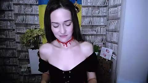 Snapshot of lina_star_s chatting on 10-31-25, 06:58 Lina online show from 10-31-25, 06:58