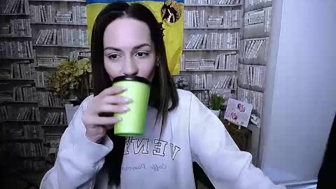 Snapshot of lina_star_s chatting on 11-03-25, 06:58 Lina online show from 11-03-25, 06:58