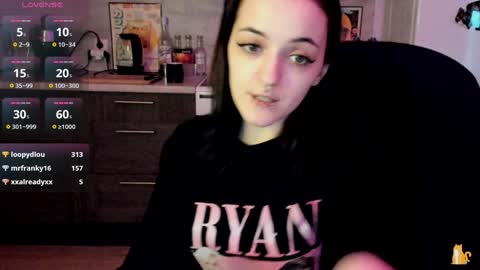 Snapshot of lina_tyaan chatting on 12-16-24, 12:38 Lina 3  1715622743 online show from 12-16-24, 12:38