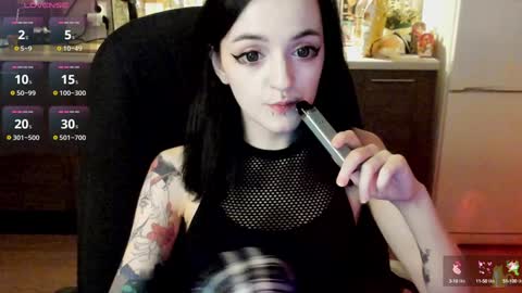 Snapshot of lina_tyaan chatting on 01-01-25, 03:57 Lina 3  1715622743 online show from 01-01-25, 03:57