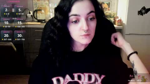 Snapshot of lina_tyaan chatting on 01-06-25, 08:18 Lina 3  1715622743 online show from 01-06-25, 08:18
