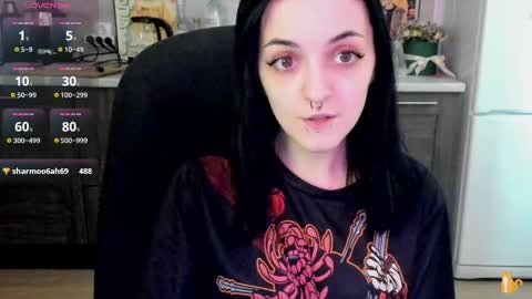 Snapshot of lina_tyaan chatting on 02-26-25, 11:09 Lina 3  1715622743 online show from 02-26-25, 11:09