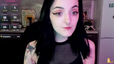 Snapshot of lina_tyaan chatting on 03-04-25, 11:08 Lina 3  1715622743 online show from 03-04-25, 11:08