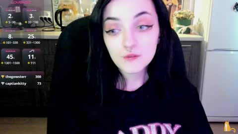 Snapshot of lina_tyaan chatting on 03-10-25, 10:48 Lina 3  1715622743 online show from 03-10-25, 10:48