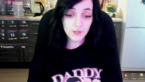 Snapshot of lina_tyaan chatting on 03-11-25, 10:51 Lina 3  1715622743 online show from 03-11-25, 10:51