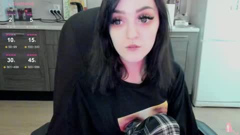 Snapshot of lina_tyaan chatting on 09-10-25, 07:19 Lina 3  1715622743 online show from 09-10-25, 07:19
