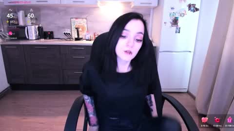 Snapshot of lina_tyaan chatting on 10-13-25, 12:16 Lina 3  1715622743 online show from 10-13-25, 12:16