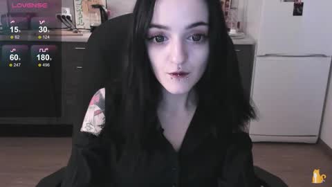 Lina 3  1715622743 online show from 11-24-25, 07:52