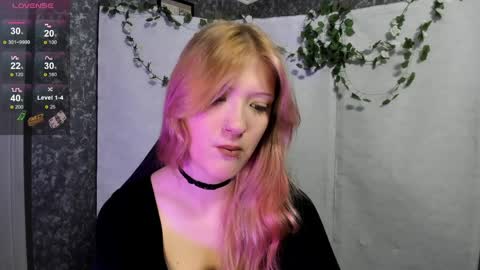 Snapshot of lina_vi chatting on 04-09-26, 08:36 Lina online show from 04-09-26, 08:36