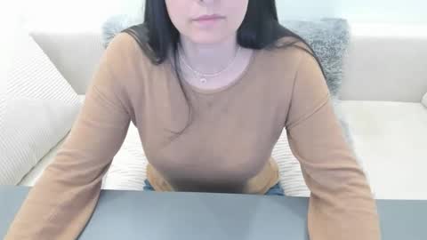 Snapshot of linabay2 chatting on 05-21-26, 06:42 linabay2 online show from 05-21-26, 06:42