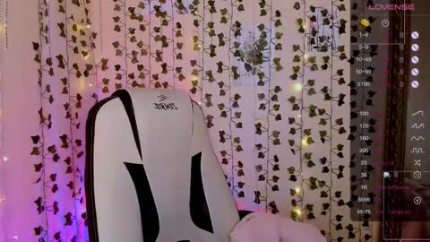 Snapshot of linablossom chatting on 02-01-26, 06:12 Lina online show from 02-01-26, 06:12