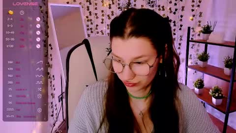 Lina online show from 05-24-26, 08:19