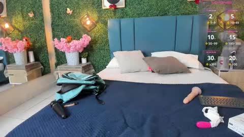 Lina  online show from 09-14-25, 11:53