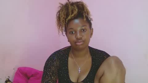 linah1123 online show from 10-02-25, 11:23