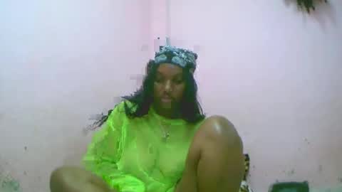 linah1123 online show from 11-08-25, 11:43