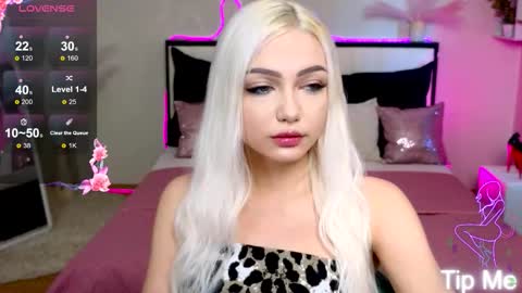 Snapshot of linalirian chatting on 09-24-25, 02:09 I am Lina online show from 09-24-25, 02:09