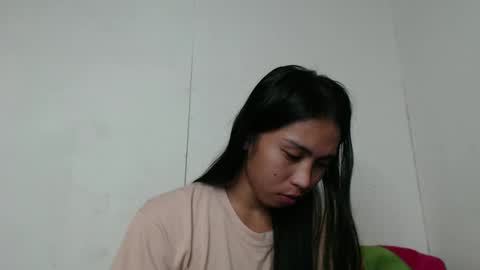 Snapshot of linaslayer chatting on 12-12-24, 05:48 Lexi online show from 12-12-24, 05:48