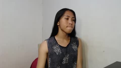 Snapshot of linaslayer chatting on 01-09-25, 05:23 Lexi online show from 01-09-25, 05:23