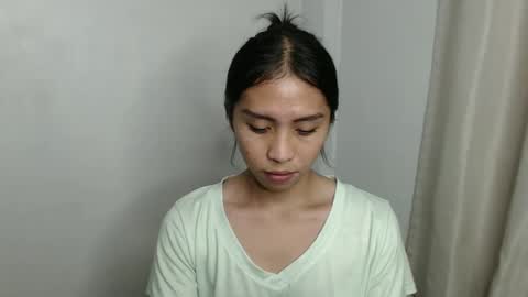 Snapshot of linaslayer chatting on 02-21-25, 03:43 Lexi online show from 02-21-25, 03:43