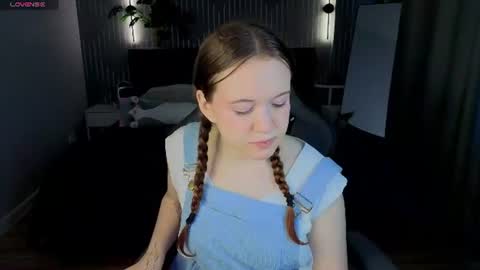 Lina online show from 07-04-26, 08:42