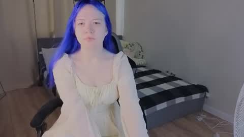 Lina online show from 07-18-26, 12:59