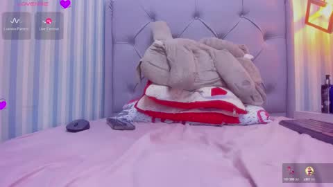 L I N A  online show from 12-12-24, 07:08