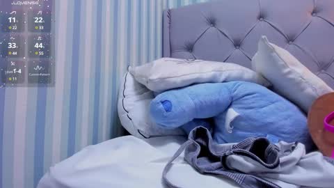 L I N A  online show from 01-22-25, 09:13