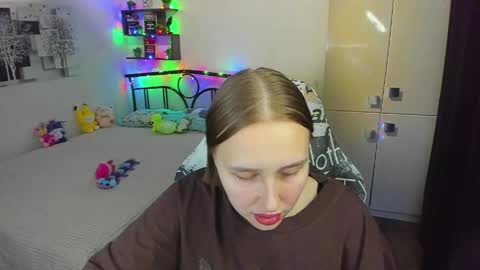 Lina online show from 05-01-26, 09:41