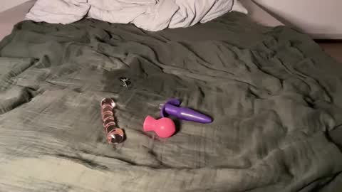 linaxleroy online show from 02-16-25, 01:47