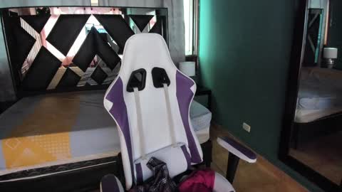  Linda  online show from 02-03-25, 09:07