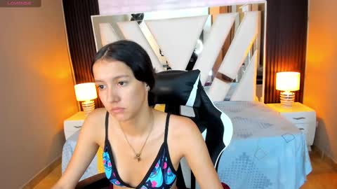  Linda  online show from 09-29-25, 06:24