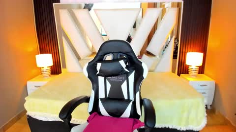  Linda  online show from 12-03-25, 06:28