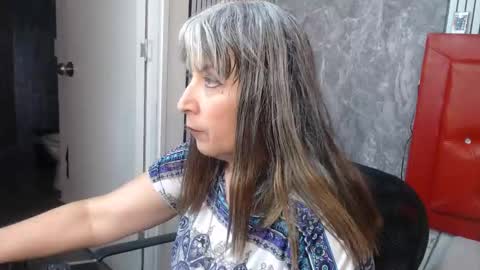 Linda online show from 09-11-25, 11:54