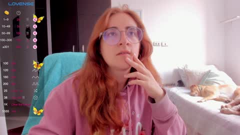 Giggles  online show from 02-03-25, 02:55