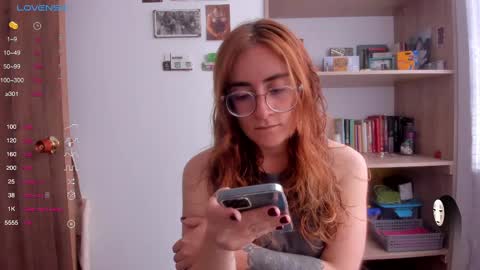 Giggles  online show from 03-06-25, 03:24